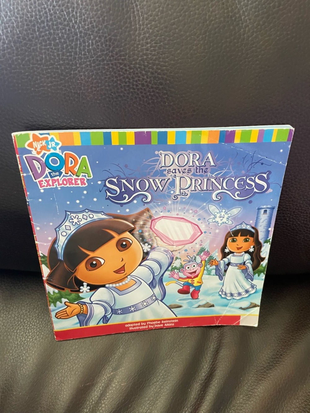 Dora the Explorer Snow Princess Story Book - Dora (Blue)